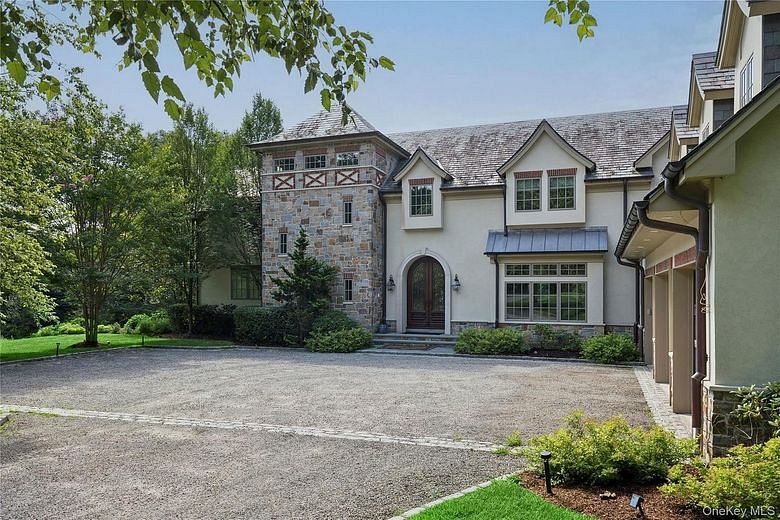 #510 Cedar Swamp Road #510