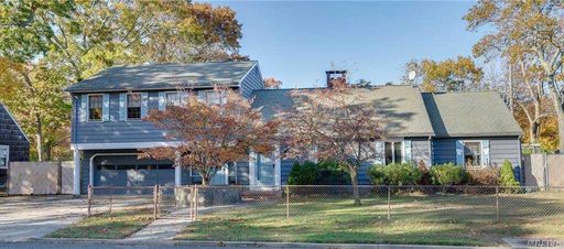 Image 1 of 20 for 712 5th Avenue in Long Island, E. Northport, NY, 11731