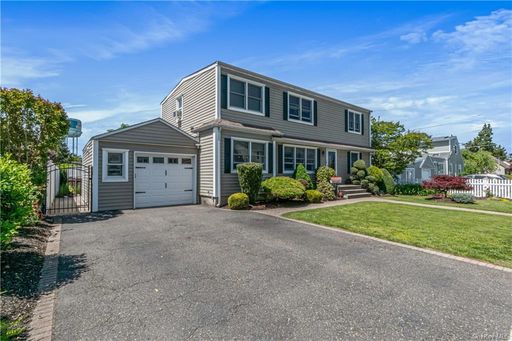 Image 1 of 36 for 2258 6th Street in Long Island, East Meadow, NY, 11554