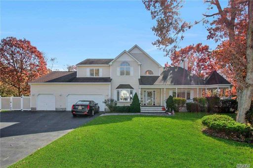 Image 1 of 36 for 6 Old Orchard Way in Long Island, Miller Place, NY, 11764