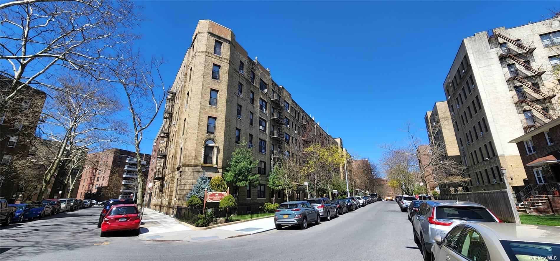 83-64 Talbot Street #6A in Queens, Kew Gardens, NY 11415