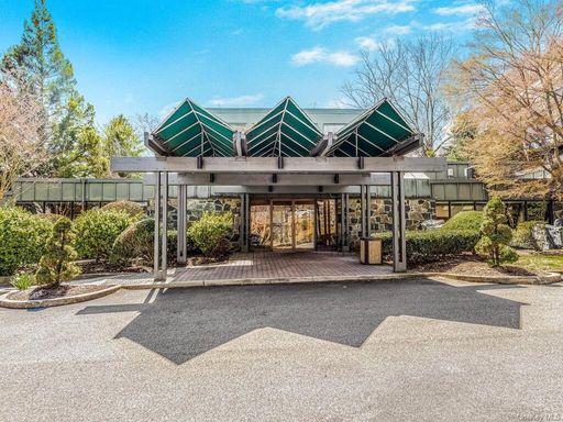 Image 1 of 25 for 1 Fountain Lane #1M in Westchester, Scarsdale, NY, 10583