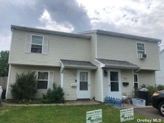 Image 1 of 3 for 818 N Kings Avenue in Long Island, Lindenhurst, NY, 11757