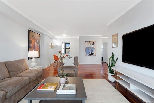 Image 1 of 13 for 178 E 80th Street #24AB in Manhattan, New York, NY, 10075