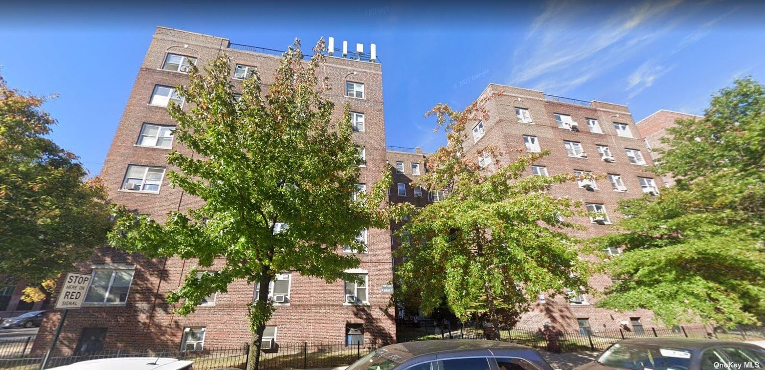 143-07 Sanford Avenue #4D in Queens, Flushing, NY 11355