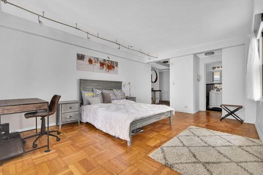 Image 1 of 7 for 225 East 46th Street #7J in Manhattan, New York, NY, 10017