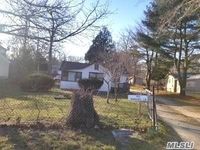 Image 1 of 6 for 102 Swezey Ln in Long Island, Middle Island, NY, 11953