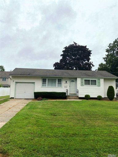Image 1 of 1 for 264 W 11th Street in Long Island, Deer Park, NY, 11729