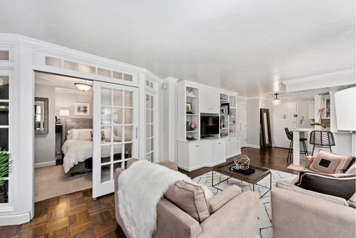 Image 1 of 15 for 196 East 75th Street #5H in Manhattan, New York, NY, 10021