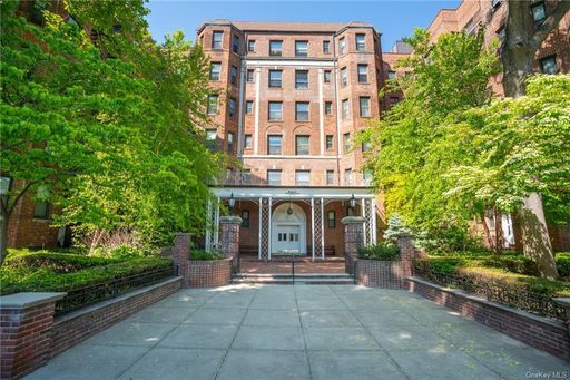 Image 1 of 17 for 84-51 Beverly Road #2P in Queens, Kew Gardens, NY, 11415