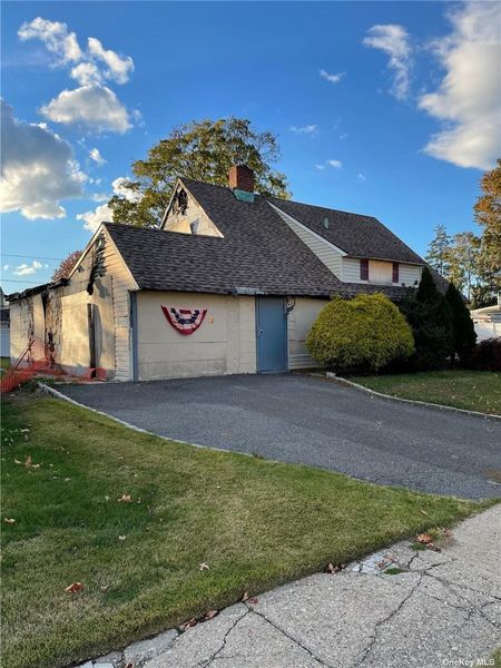 Image 1 of 2 for 36 Foster Lane in Long Island, Westbury, NY, 11590