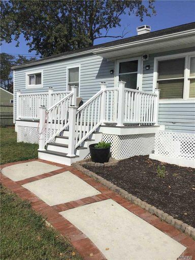 Image 1 of 32 for 735 Walker Ave in Long Island, Bellport, NY, 11713