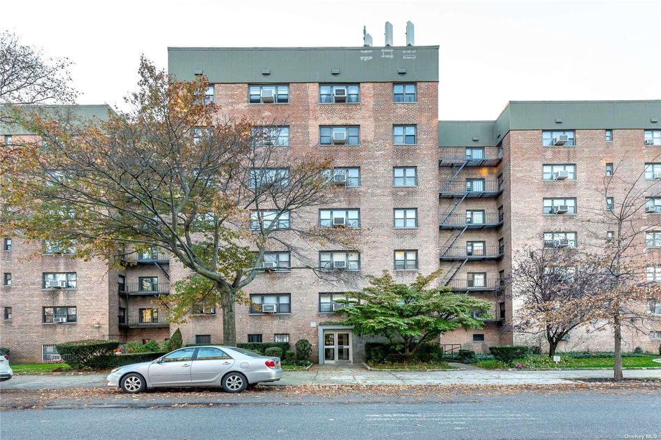 Image 1 of 22 for 31 70 138 Street #5H in Queens, Flushing, NY, 11354