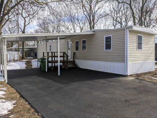Image 1 of 22 for 5 Periwinkle Drive in Long Island, Bohemia, NY, 11716