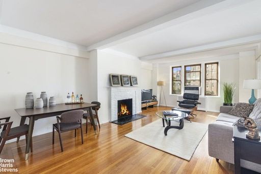 Image 1 of 8 for 302 West 12th Street #4D in Manhattan, New York, NY, 10014