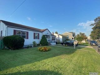 Image 1 of 28 for 1560 6th St in Long Island, W. Babylon, NY, 11704