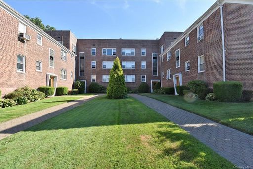 Image 1 of 16 for 32 E Broad Street #2B in Westchester, Mount Vernon, NY, 10552