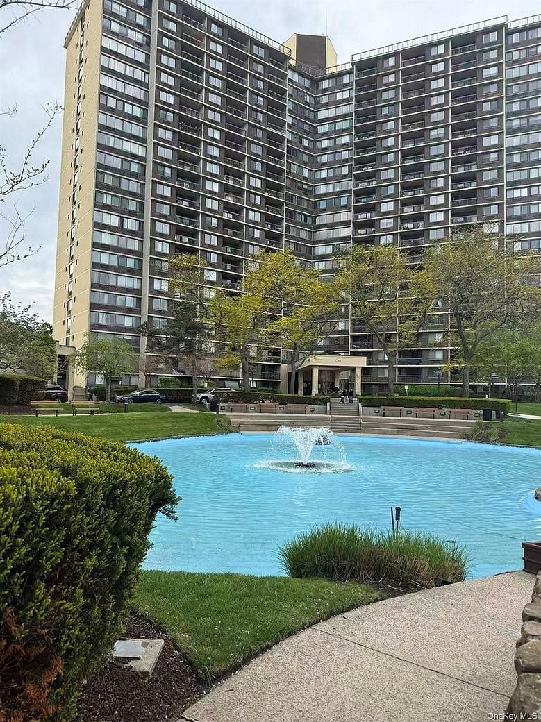 1 Bay Club Drive #11J