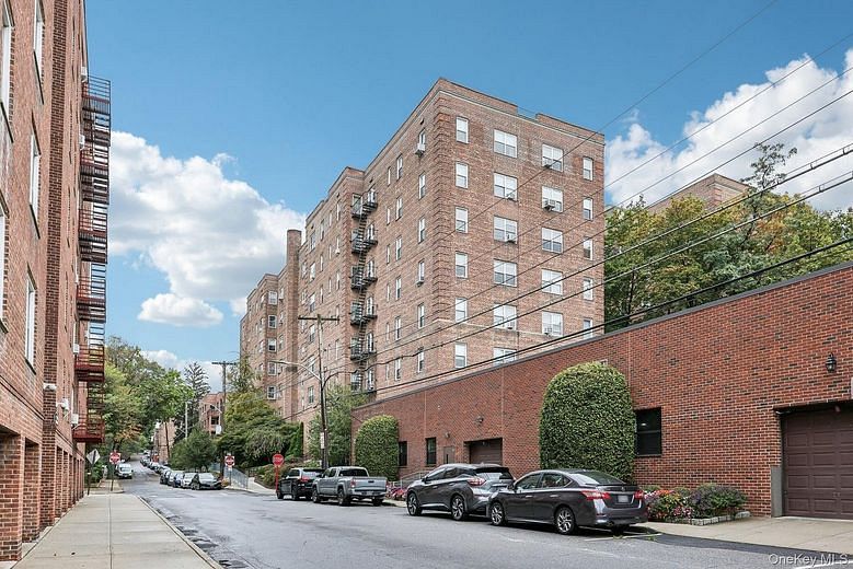 1 Bronxville Road Bronxville Road #4P