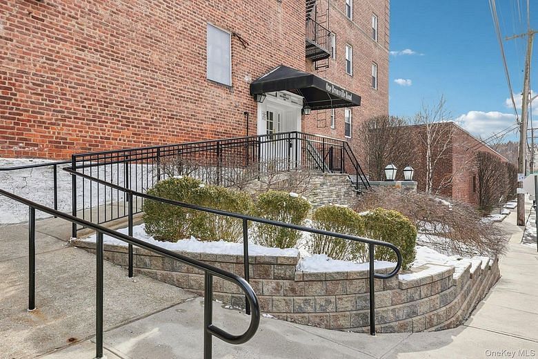1 Bronxville Road #3S