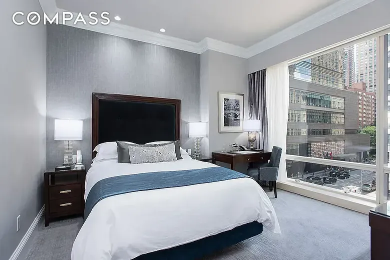 1 Central Park West #612