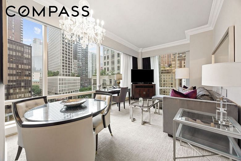 1 Central Park West #722