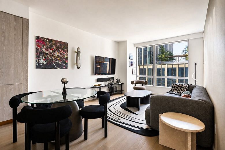 1 City Point #16D