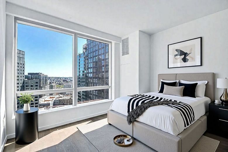 1 City Point #25L