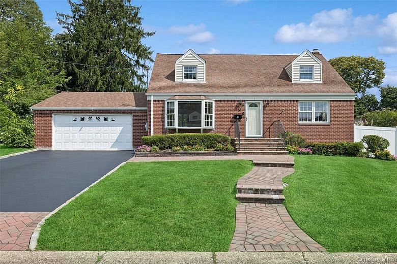 1 Clare Drive