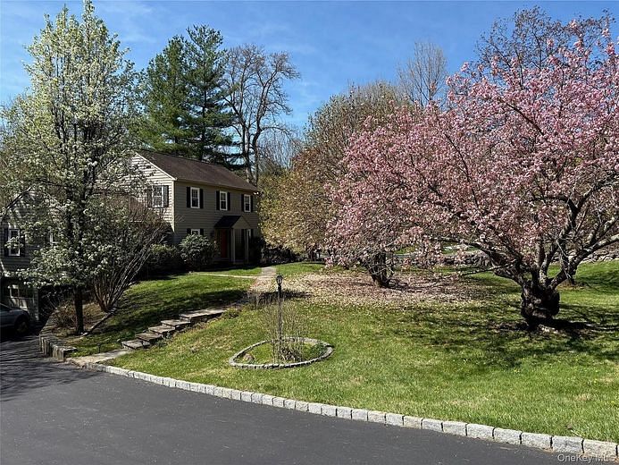 1 Cliffside Lane