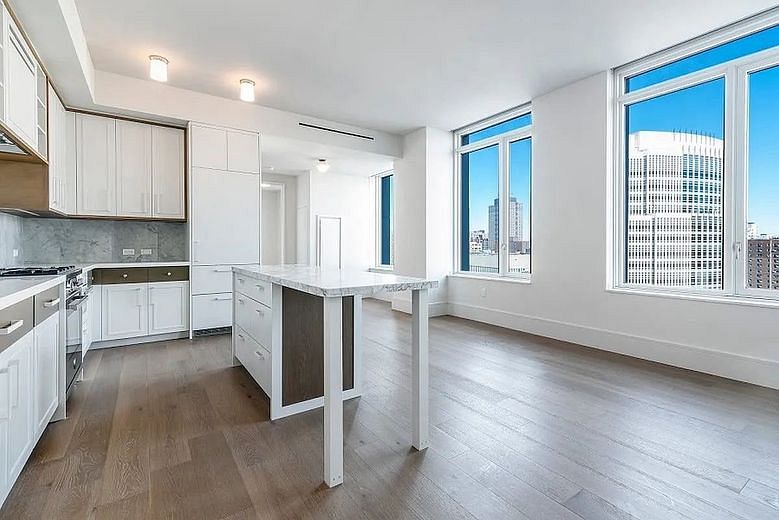 1 Clinton Street #10B