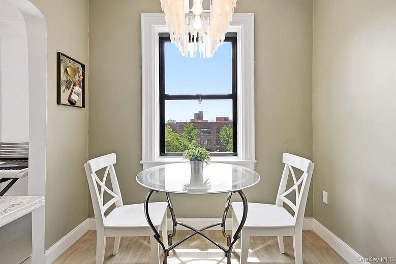 1 Franklin Avenue #5F