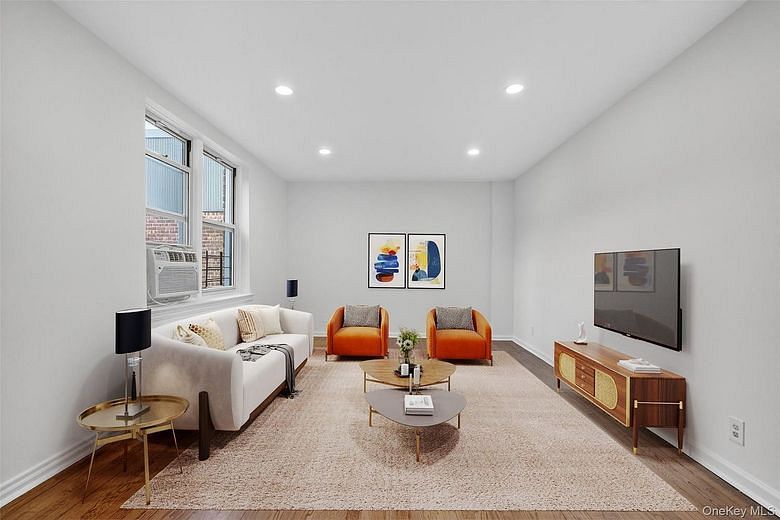 1 Georgia Avenue #6C