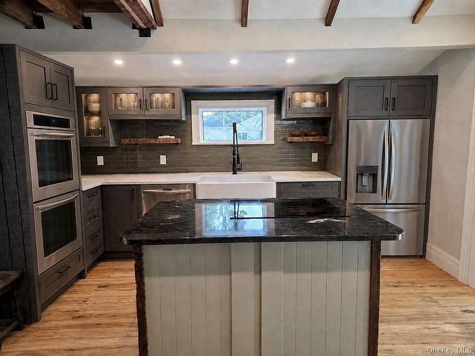 1 Gully Landing Road