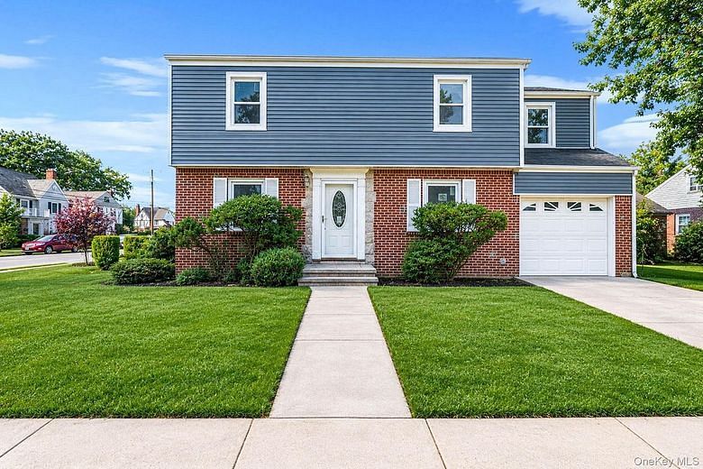 1 Hudson Court