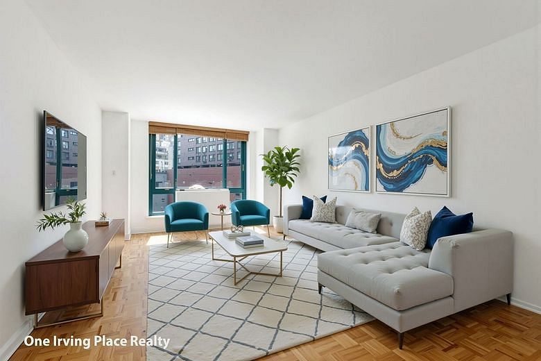 1 Irving Place #U10C