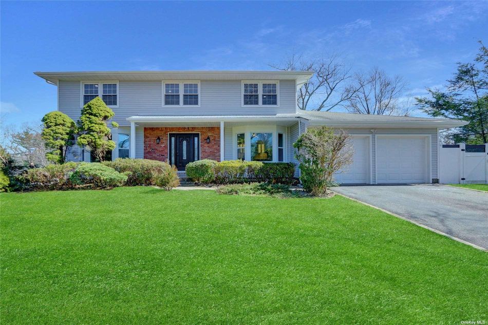 Image 1 of 33 for 1 Jumel Place in Long Island, Dix Hills, NY, 11746