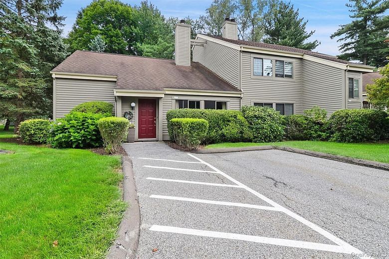 1 Oakridge Drive