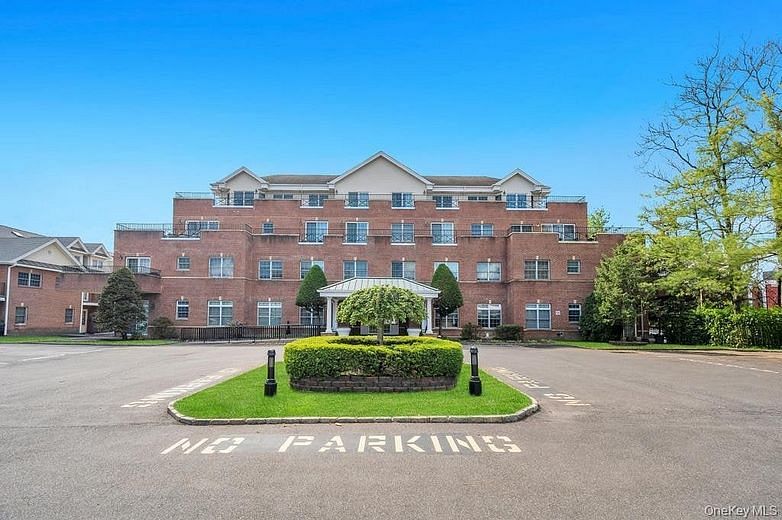 1 Portico Court #300