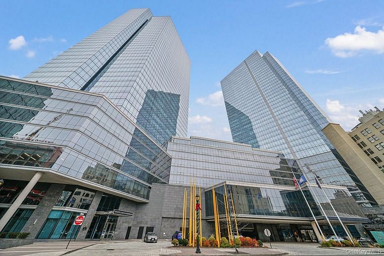 1 Renaissance Square #15E