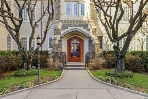 Image 1 of 20 for 1 Rivermere #4A in Westchester, Bronxville, NY, 10708