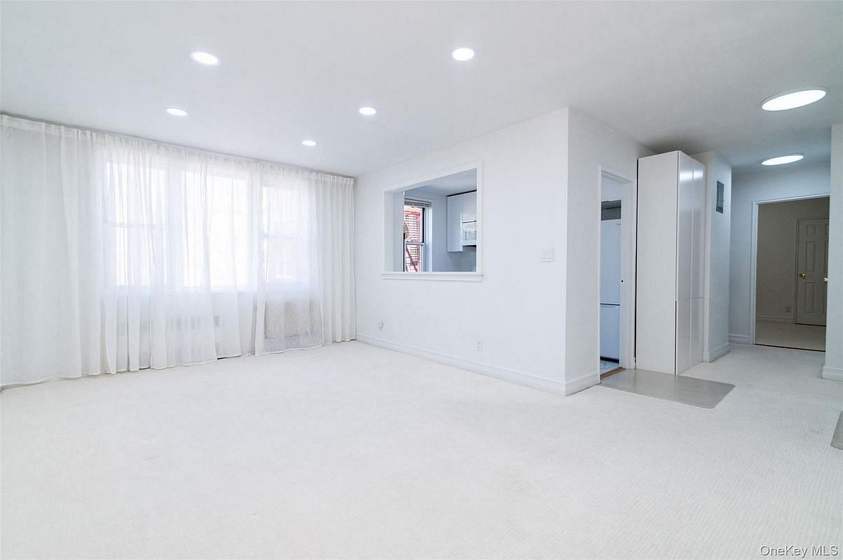 Image 1 of 23 for 1 Sadore Lane #5A in Westchester, Yonkers, NY, 10710