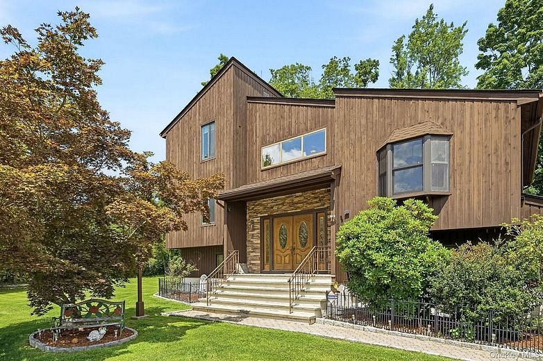 1 Southgate Drive