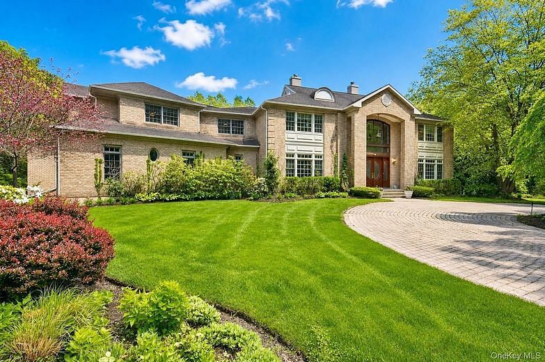 1 Springwood Path