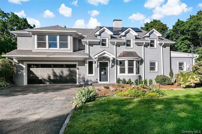 1 Stoneleigh Close