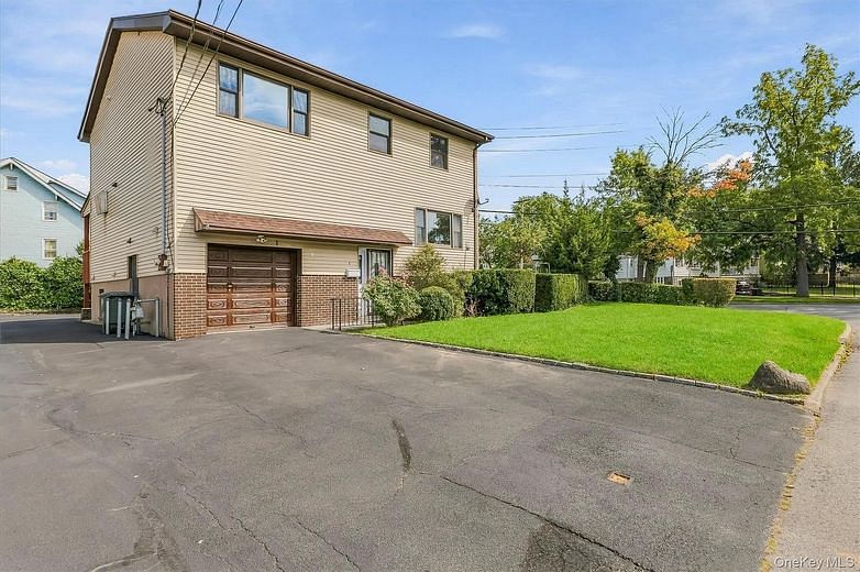 1 W Glen Avenue