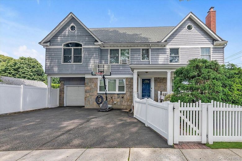 1 Windsor Place