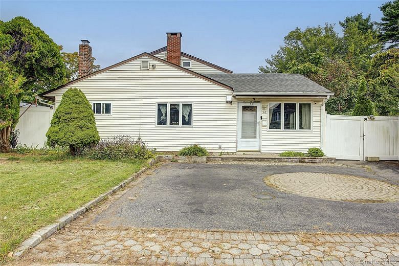 10 Belmont Circle