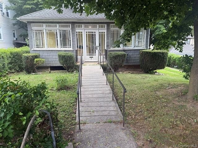 10 Catskill Avenue