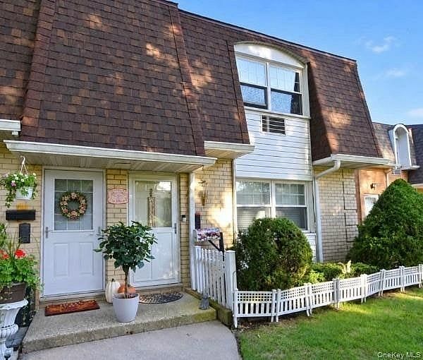 10 Glen Hollow Drive #C56